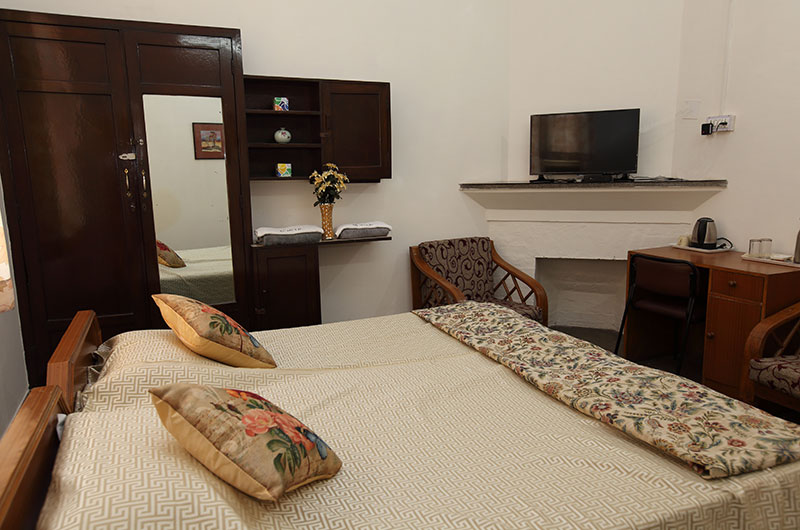 Delhi Parsi Dharamshala-Room-3