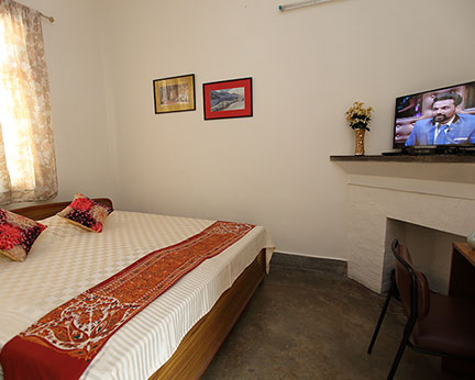 Delhi Parsi Dharamshala-Deluxe Room